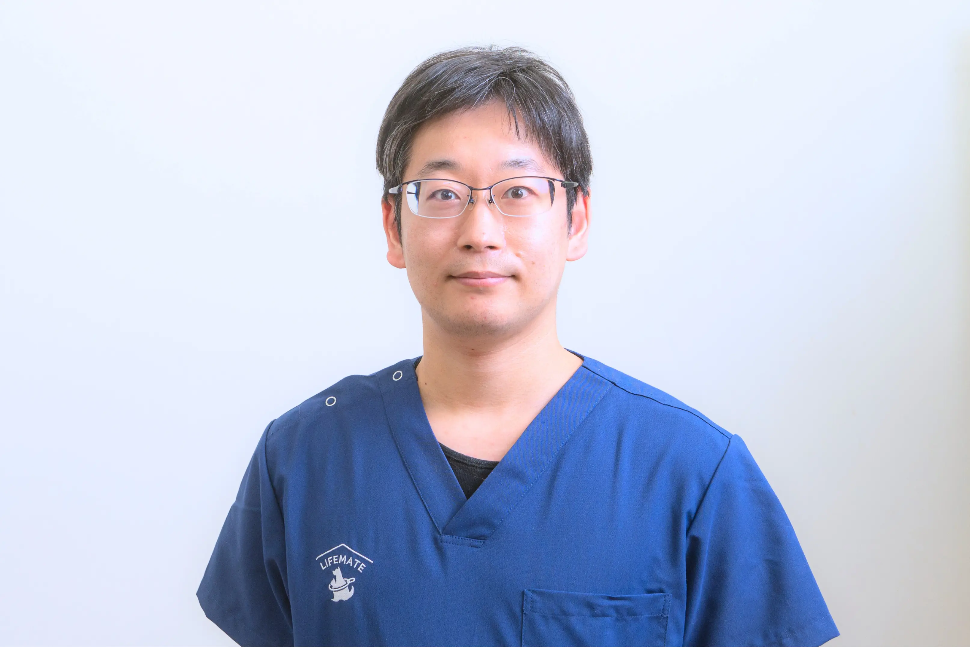 獣医師 西塔 舜